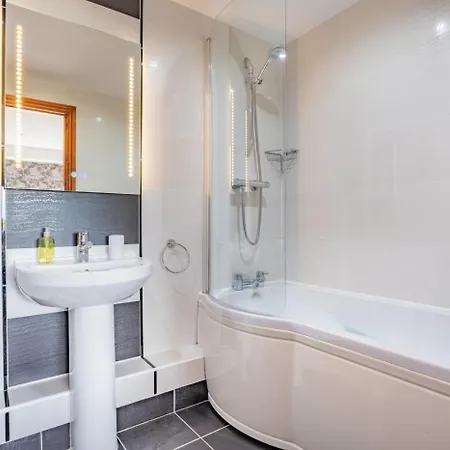 Holiday home 1 Bed In Crakehall Oc-O30357