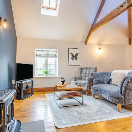 1 Bed In Crakehall Oc-O30357 Holiday home *