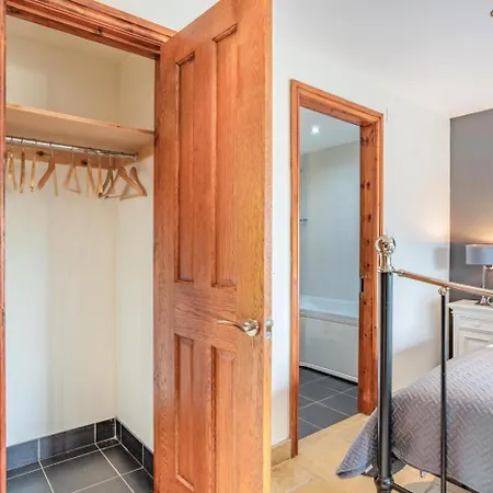 1 Bed In Oc-o30357 *